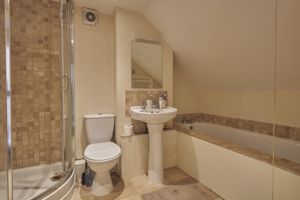 Shared Bathroom- click for photo gallery